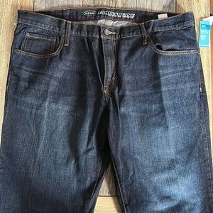 Nwt men’s straight leg jeans.